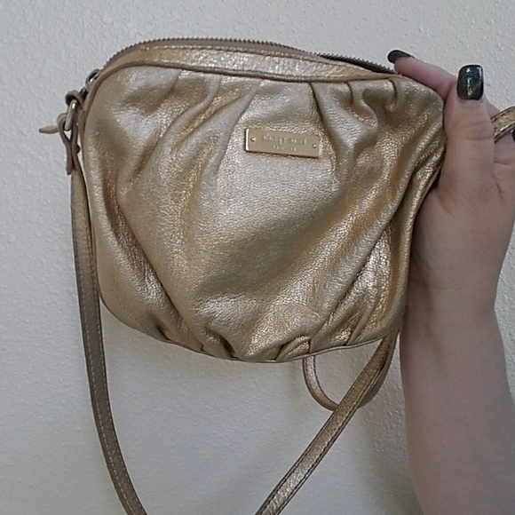 kate spade Handbags - Kate Spade Crossbody